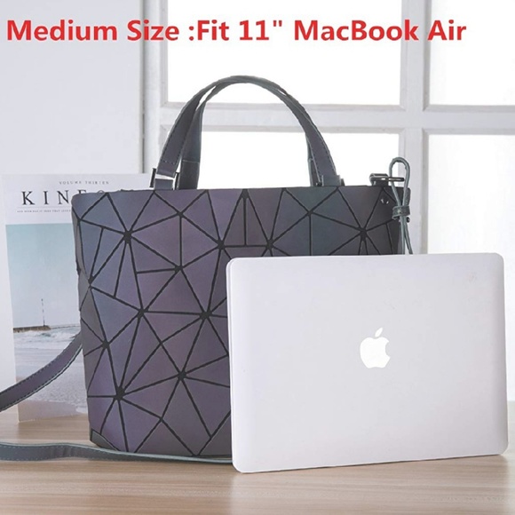 HOT ITEM ALERT💋!!  Geometric Luminous Purses - Picture 3 of 6